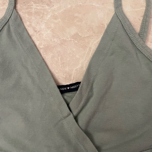 Brandy Melville sage green amara cropped tank - Picture 4 of 5